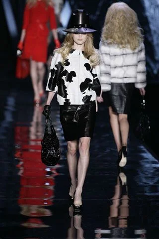 Look 13